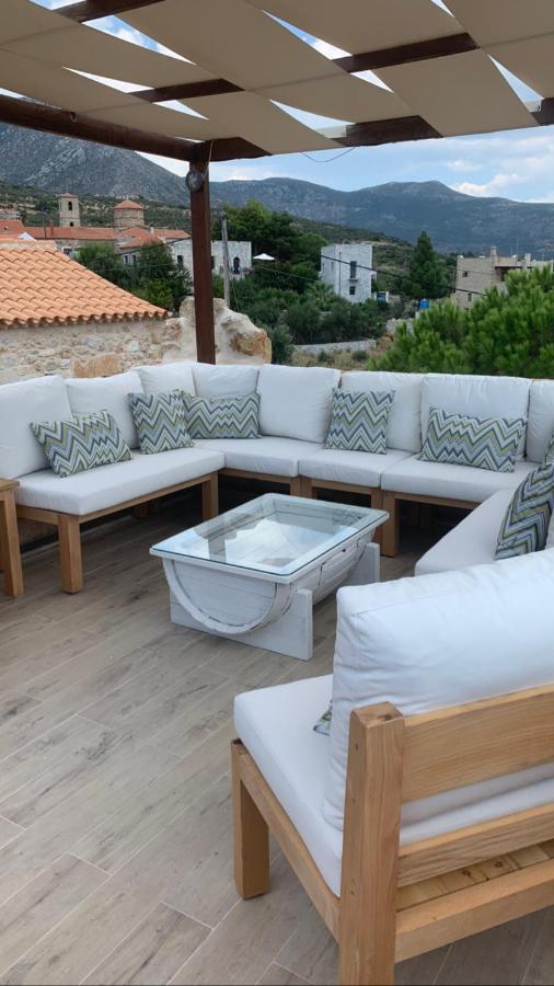 Vetilios Lithos Boutique Hotel Néon Oítilon Exteriör bild